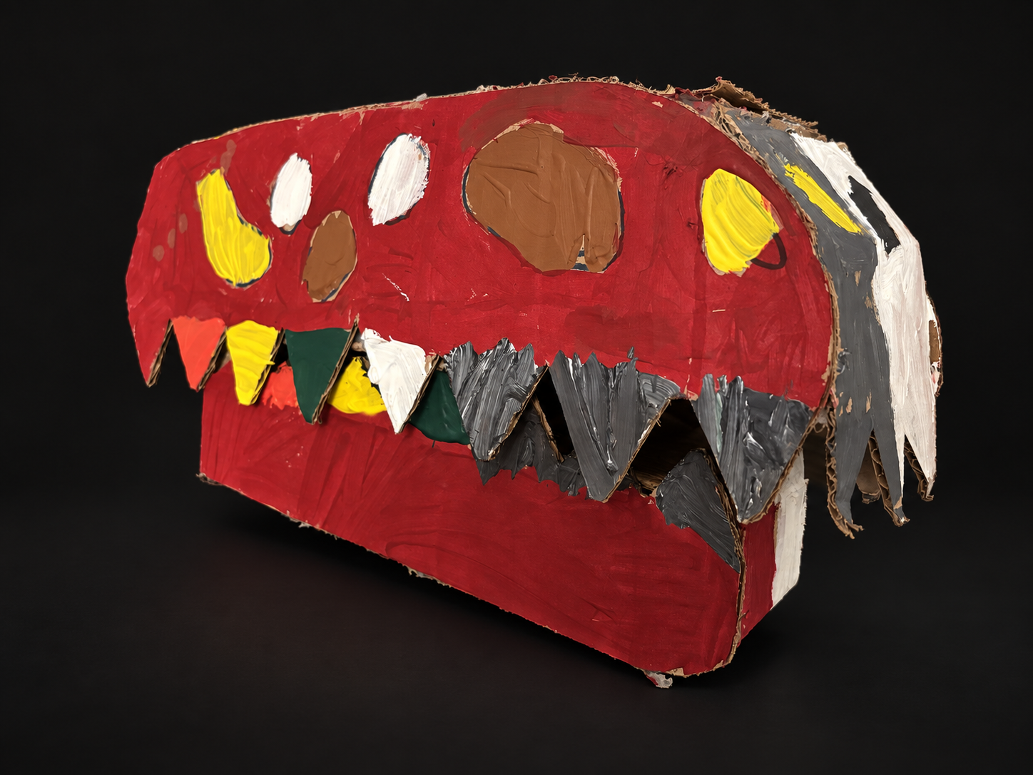 The Skull King's magenta-painted side